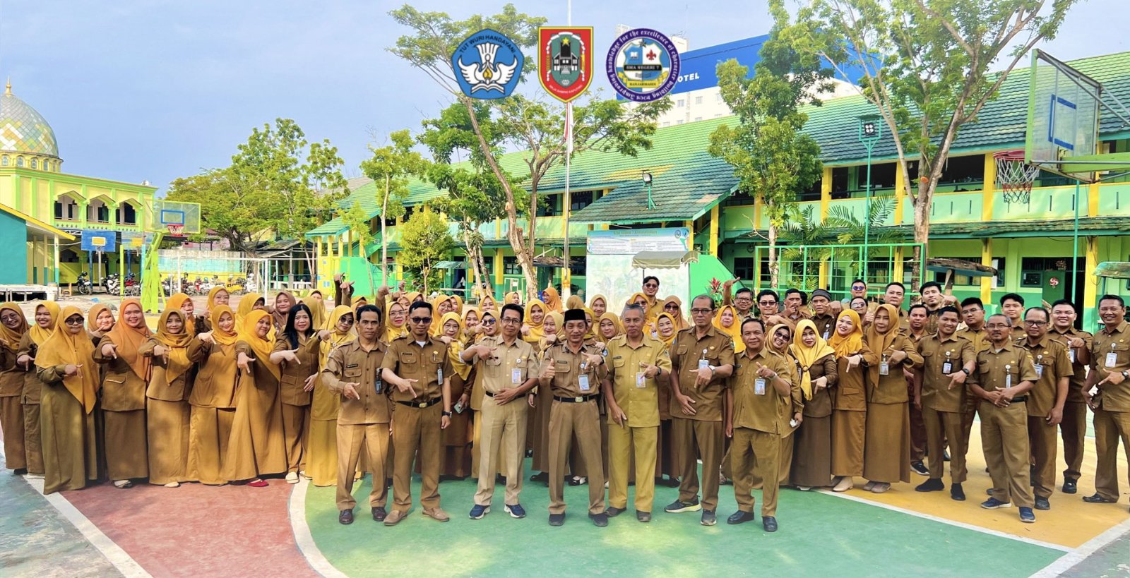 Photo Dewan Guru